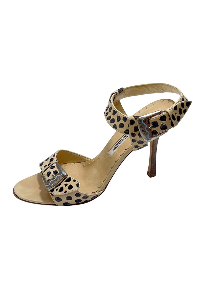 MANOLO BLAHNIK HEELS - SIZE 38