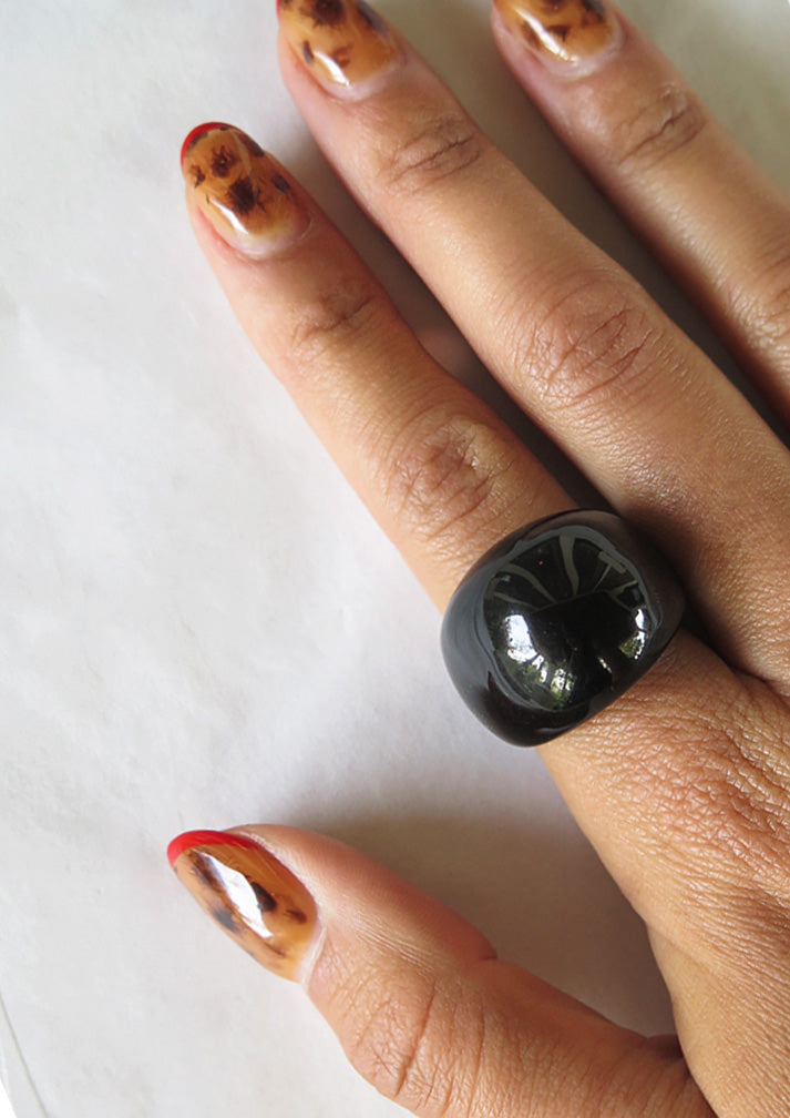 MIDNIGHT RING