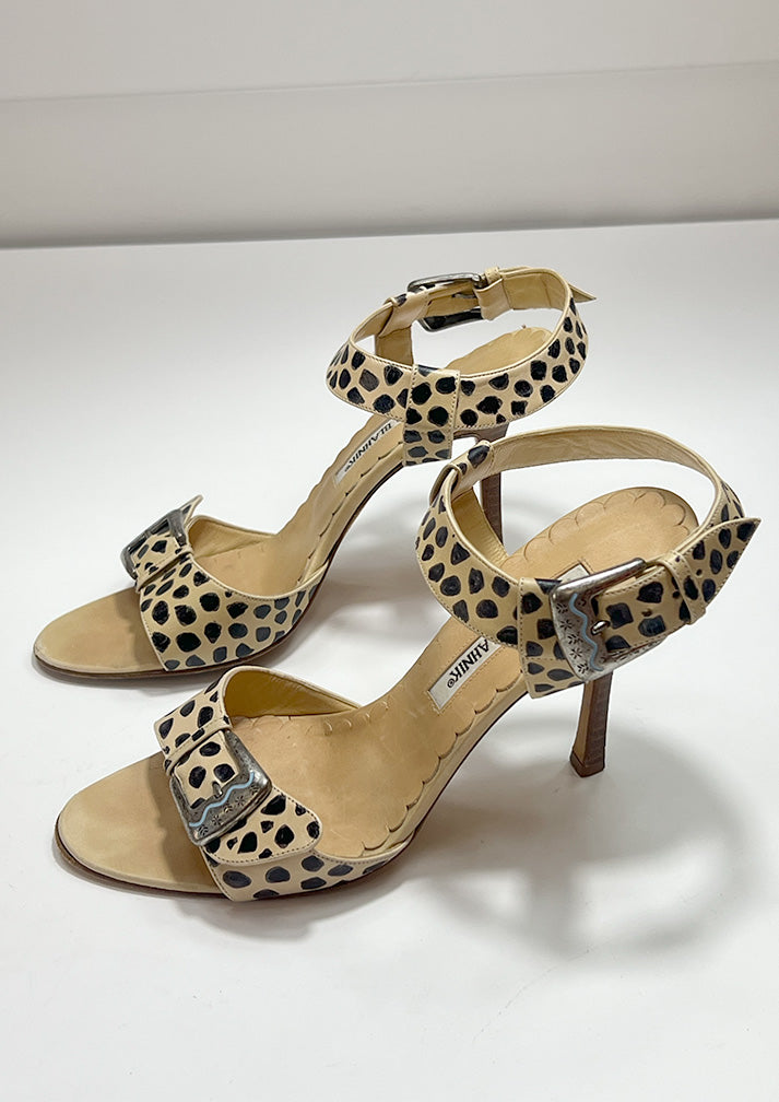 MANOLO BLAHNIK HEELS - SIZE 38