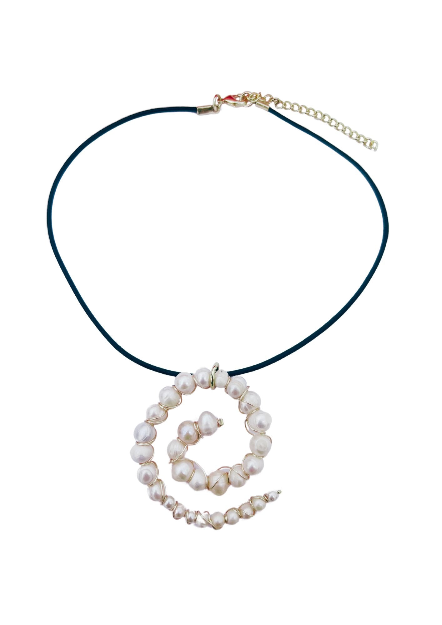 SPIRAL CORD NECKLACE