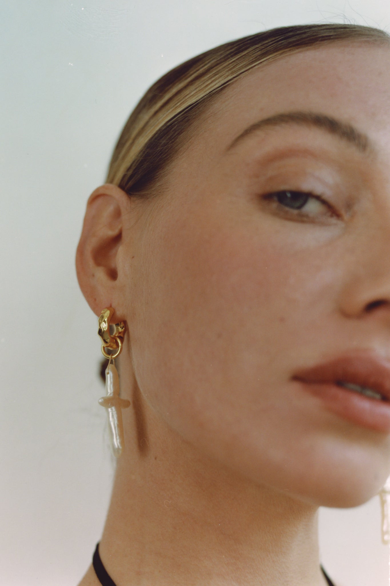 CROSS PEARL EARRINGS